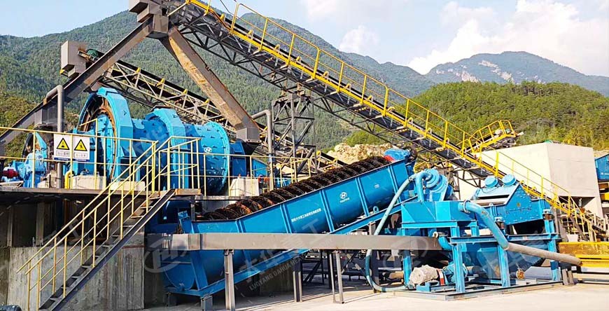 大型礦山破碎設備